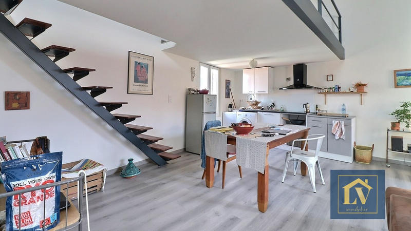 Immeuble - 9 pièces