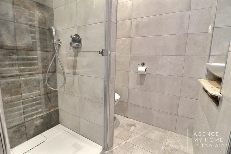 Appartement - 75 m² - 5 pièces