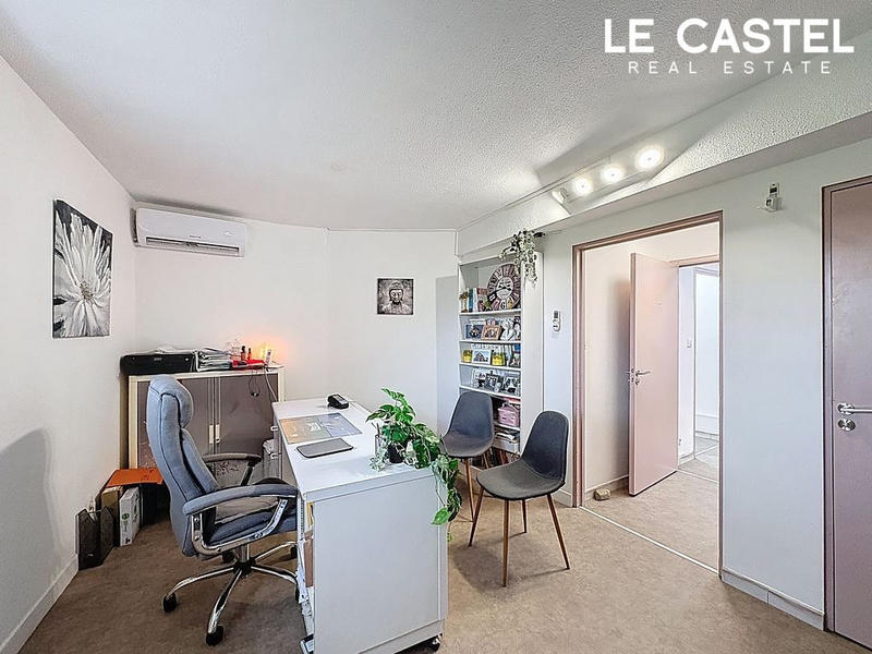 Local commercial - 86 m² - 4 pièces