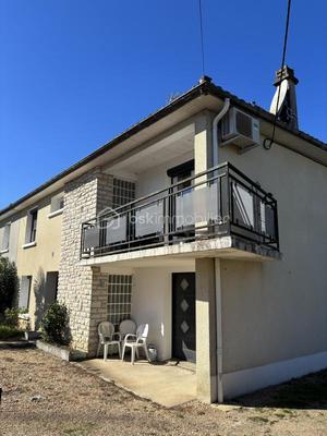 Maison traditionnelle - 135 m² - 4 pièces