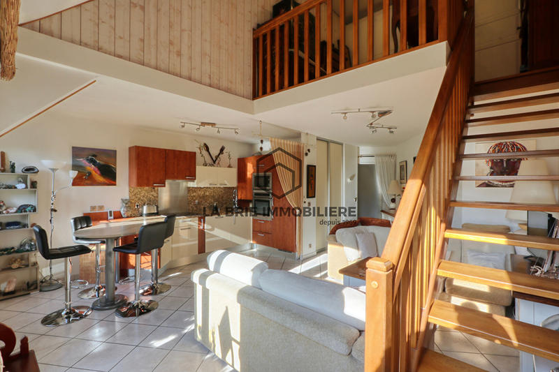 Appartement - 74 m² - 4 pièces