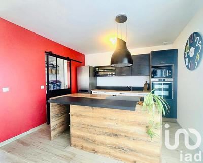 Maison - 98 m² - 4 pièces