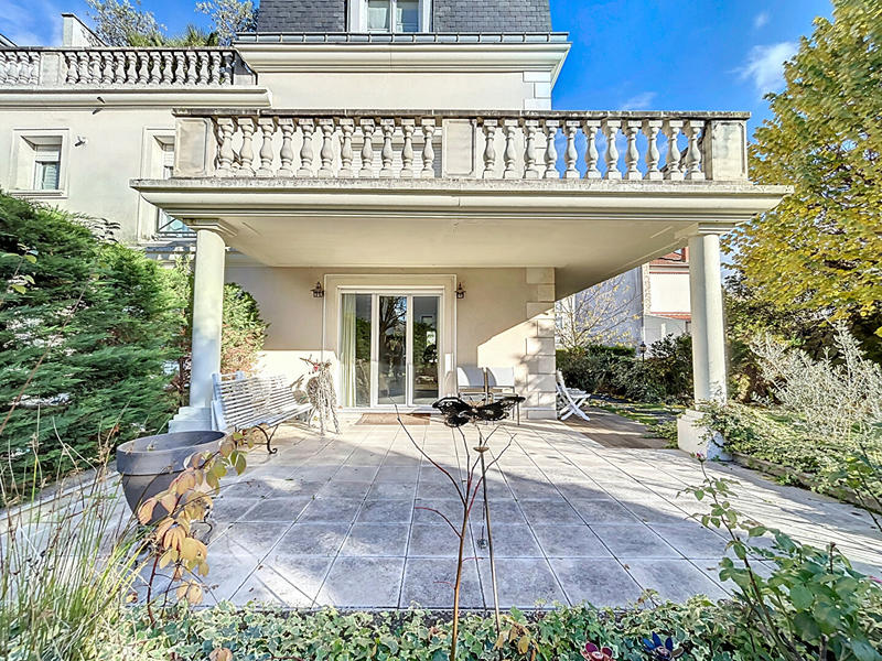 Appartement - 131 m² - 5 pièces