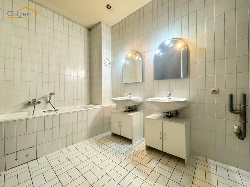 Appartement - 144 m² - 5 pièces