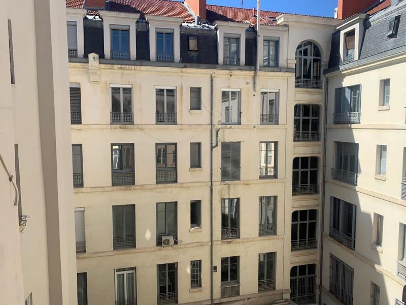 Appartement - 147 m² - 6 pièces