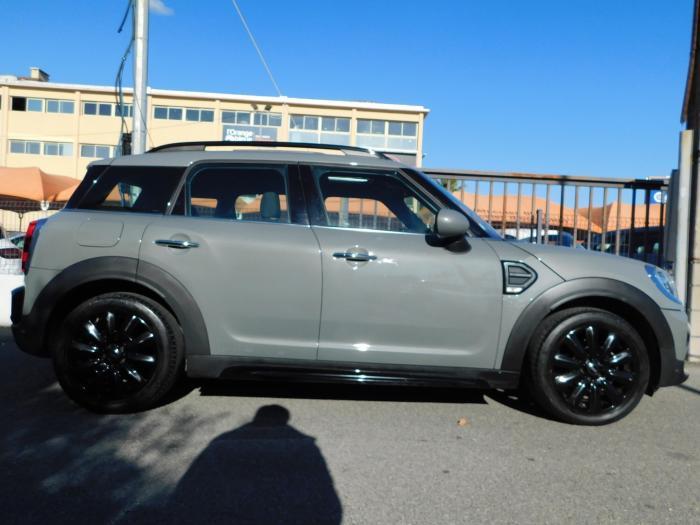 Mini Countryman Mini One 102ch Oakwood Euro6d-T