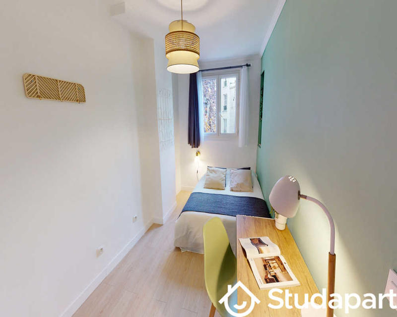 Chambre - 160 m² - 1 pièce