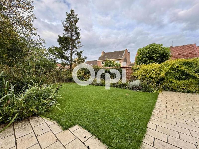 Maison - 206 m² - 7 pièces