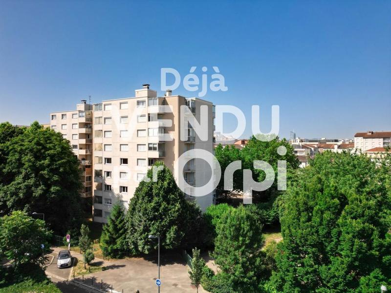 Appartement - 81 m² - 3 pièces