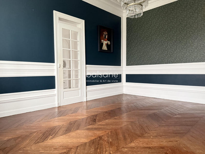 Maison - 152 m² - 6 pièces