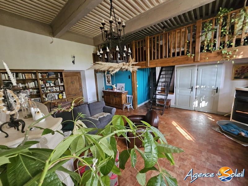 Château - 185 m² - 8 pièces