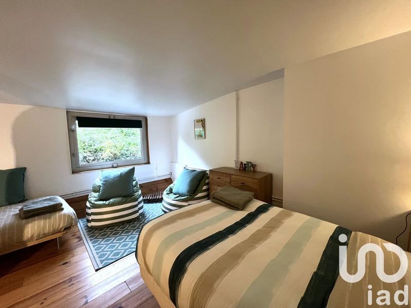 Maison - 440 m² - 12 pièces