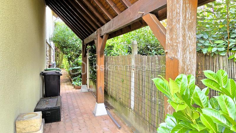 Pavillon - 110 m² - 5 pièces