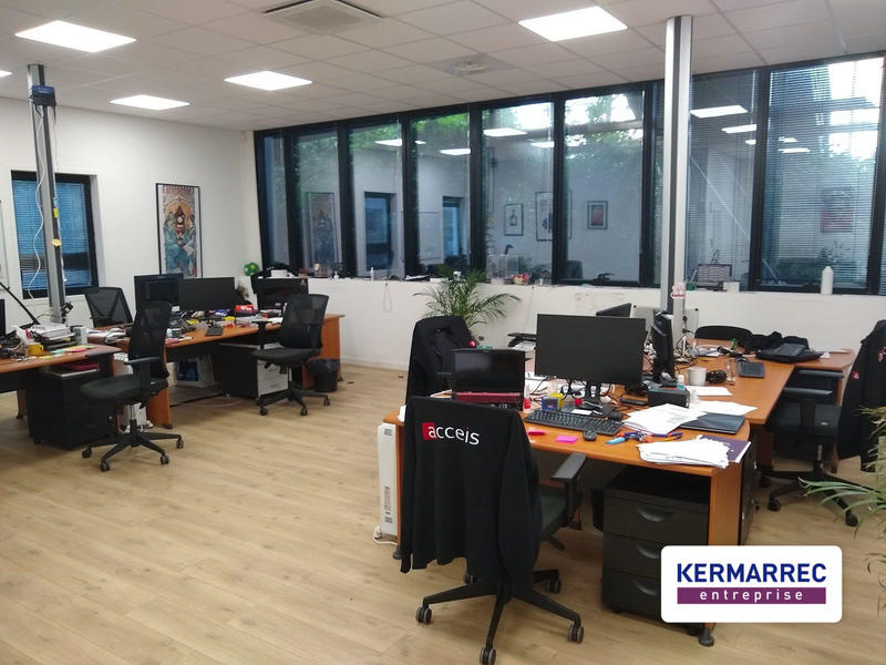 Bureau - 181 m²