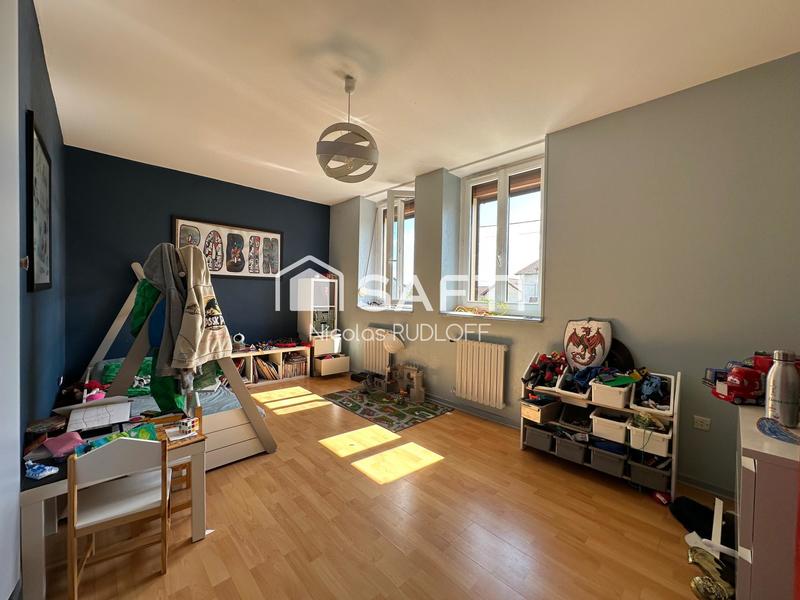 Maison - 227 m² - 8 pièces