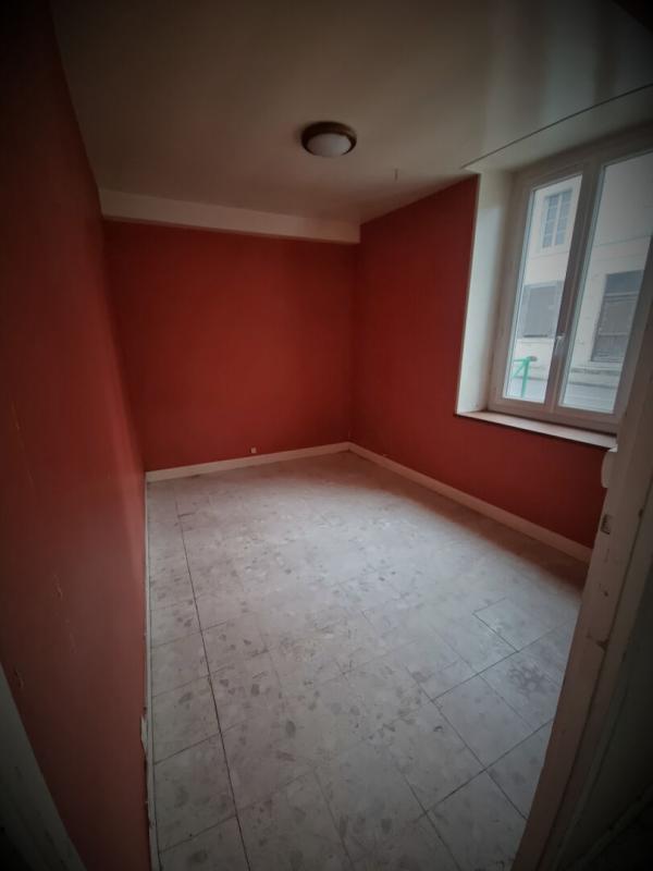 Maison - 246 m² - 8 pièces