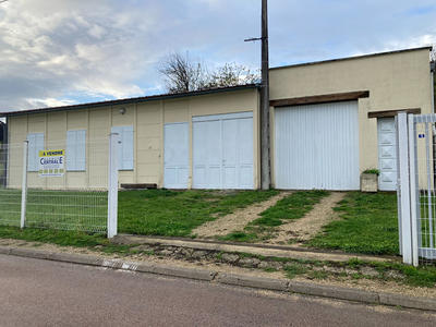 Local d'activité / Entrepôt - 200 m² - 1 pièce