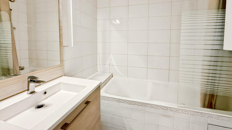 Appartement - 74 m² - 3 pièces