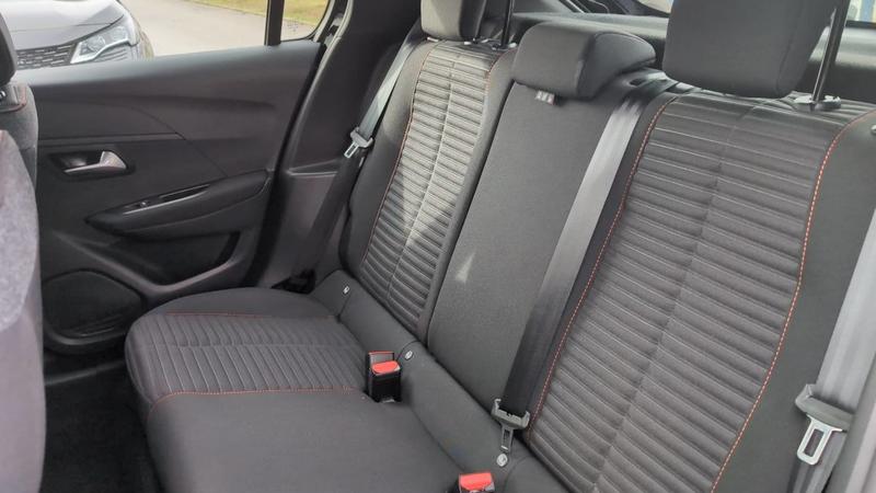 Peugeot E-208 136 50 kWh Like - Automatique