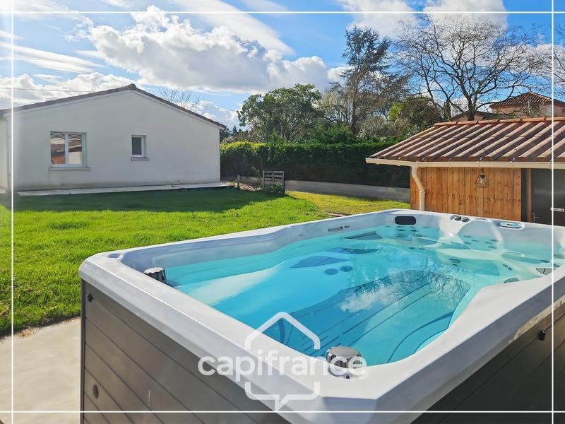 Maison - 98 m² - 5 pièces