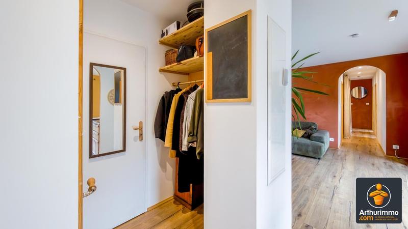 Maison - 95 m² - 4 pièces