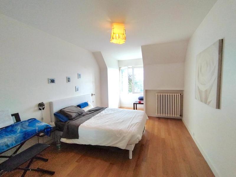 Demeure - 316 m² - 9 pièces