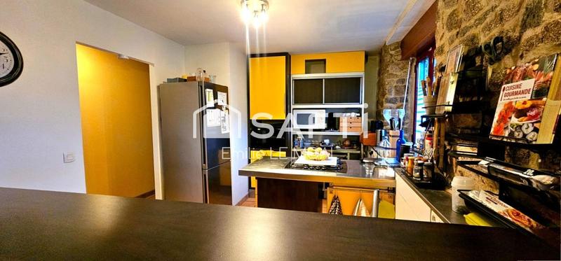 Maison - 121 m² - 5 pièces