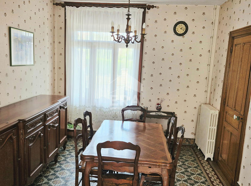 Maison - 162 m² - 6 pièces