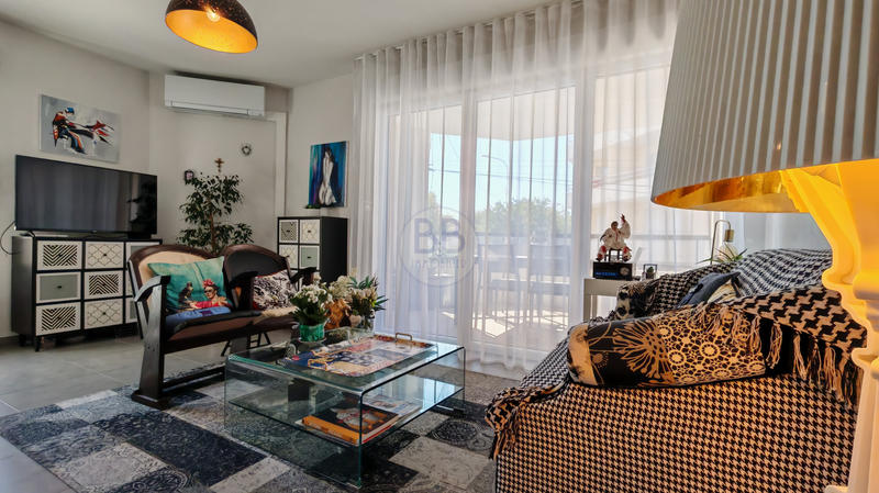 Appartement - 75 m² - 4 pièces