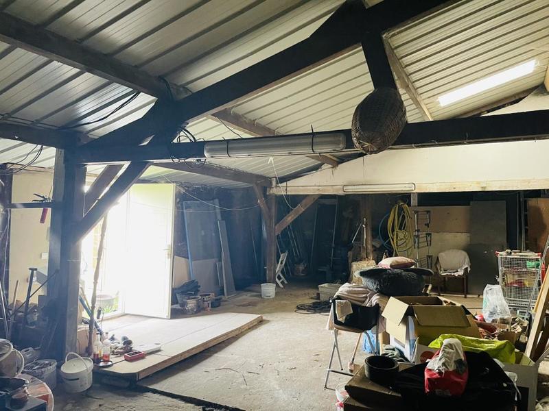 Maison - 197 m² - 12 pièces