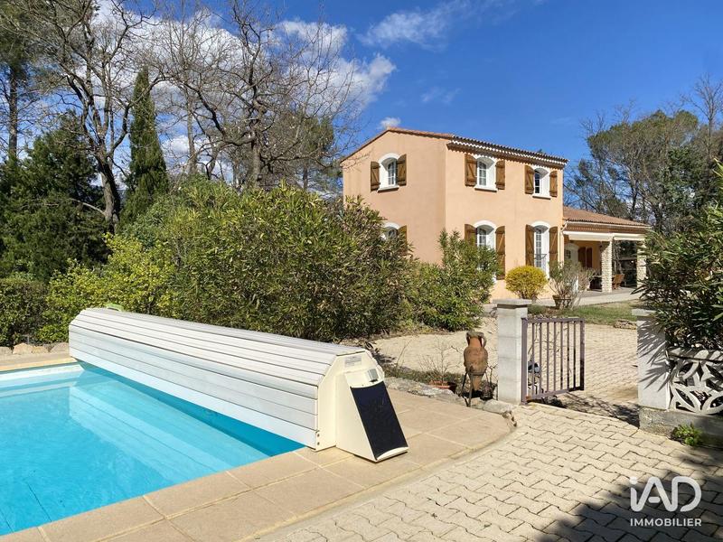 Maison - 160 m² - 6 pièces