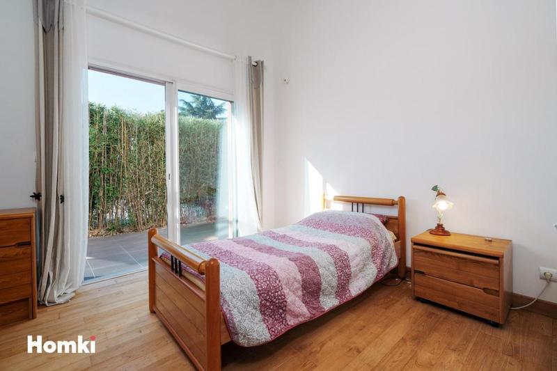 Maison - 227 m² - 8 pièces