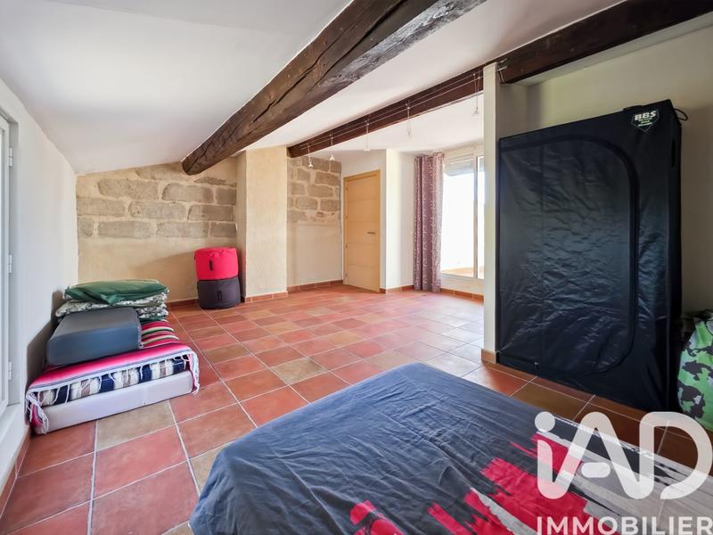 Maison - 315 m² - 9 pièces