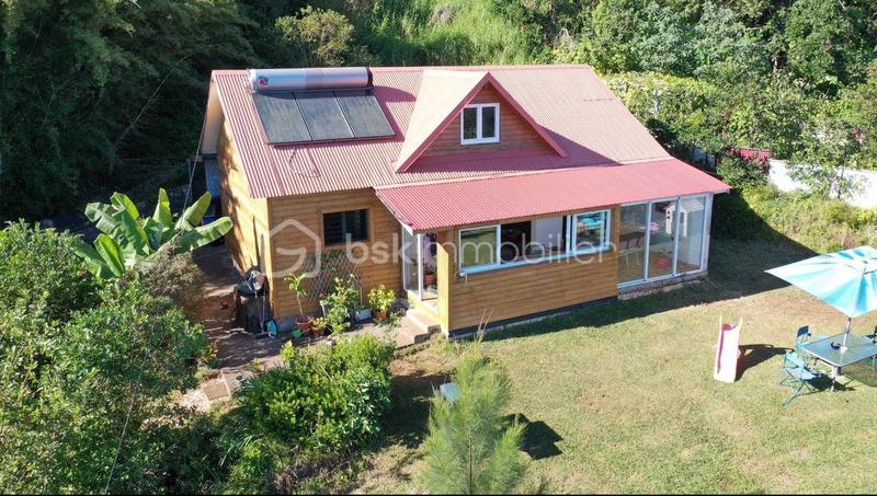 Villa - 90 m² - 4 pièces