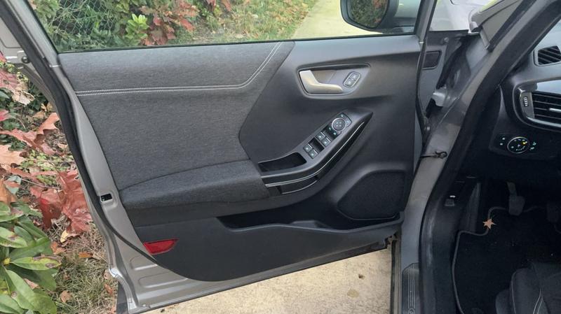 Ford Puma 1.0 EcoBoost 125 Hybrid Titanium