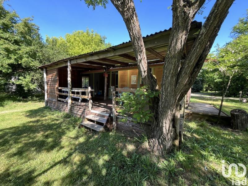 Local commercial - 30 000 m²