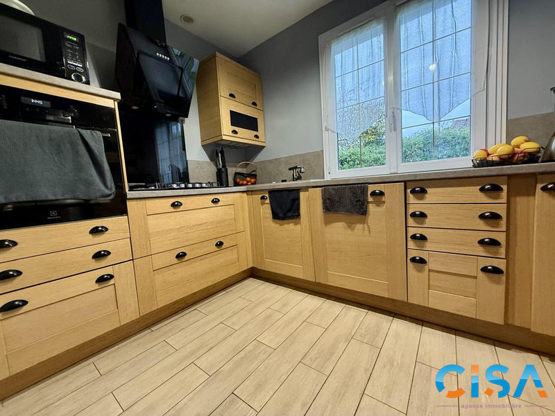 Maison - 109 m² - 7 pièces