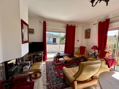 Maison - 167 m² - 7 pièces