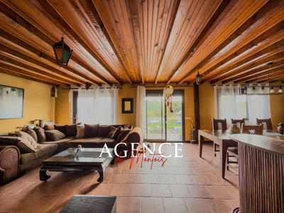 Maison - 165 m² - 5 pièces