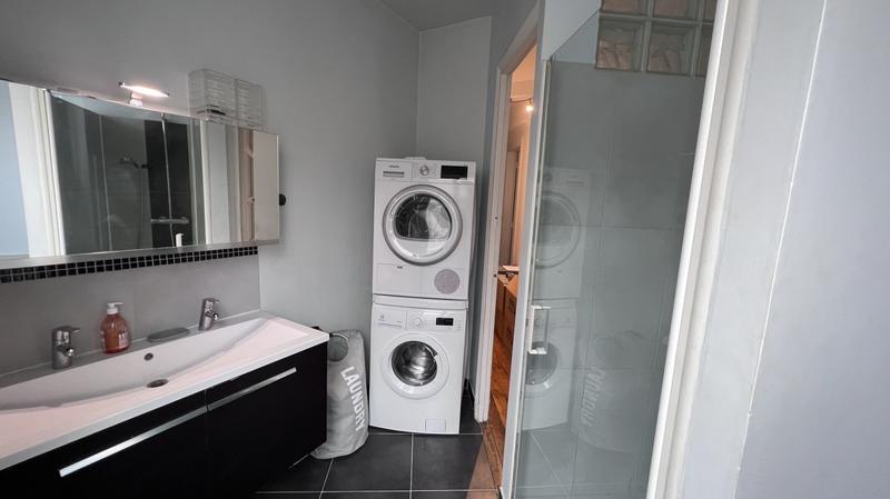 Appartement - 80 m² - 3 pièces