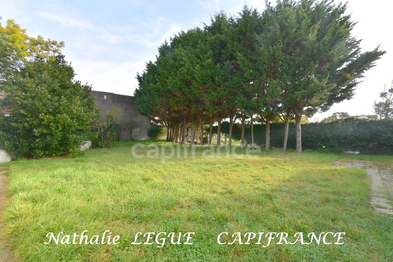 Longère - 137 m² - 9 pièces