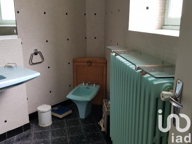 Maison - 200 m² - 7 pièces