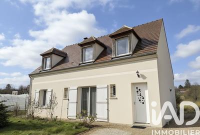 Maison - 130 m² - 6 pièces