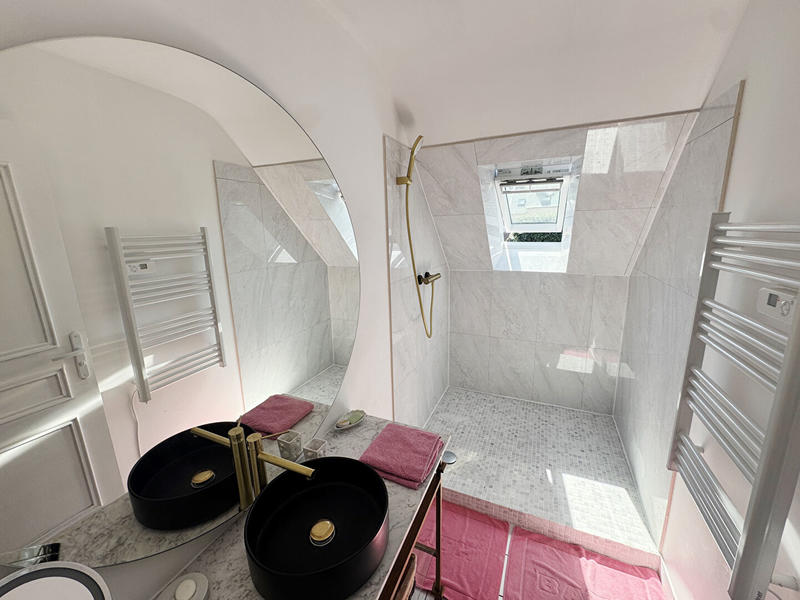 Maison - 171 m² - 7 pièces