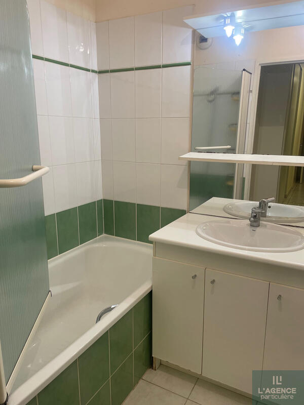 Appartement - 82 m² - 4 pièces