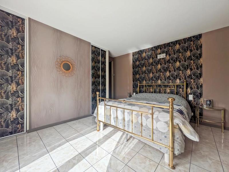 Pavillon - 146 m² - 6 pièces