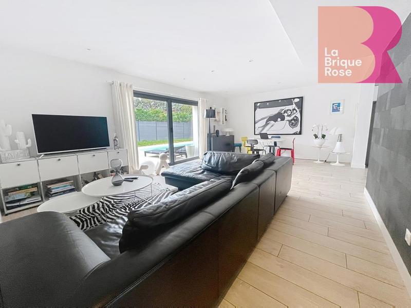 Maison - 140 m² - 6 pièces