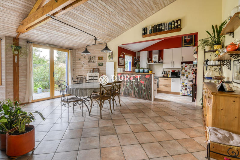 Maison traditionnelle - 151 m² - 8 pièces