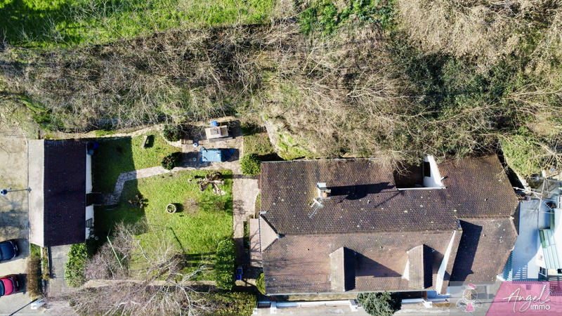 Maison - 166 m² - 7 pièces