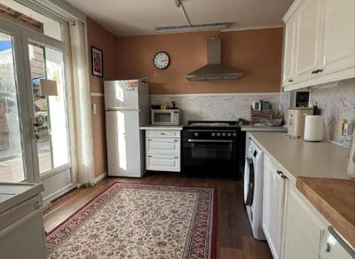 Maison - 141 m² - 5 pièces